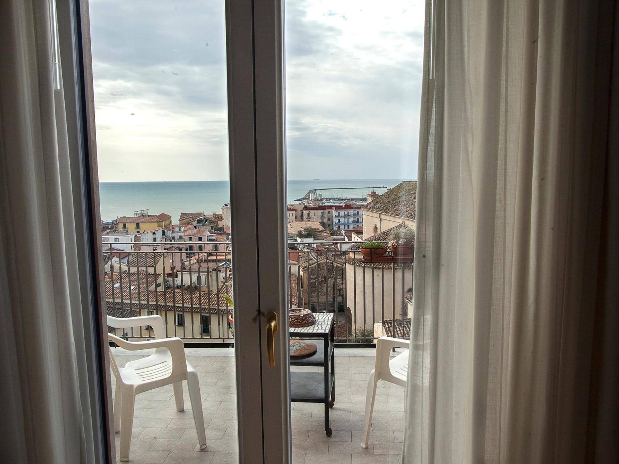Armonia Bed & Breakfast Salerno Dış mekan fotoğraf